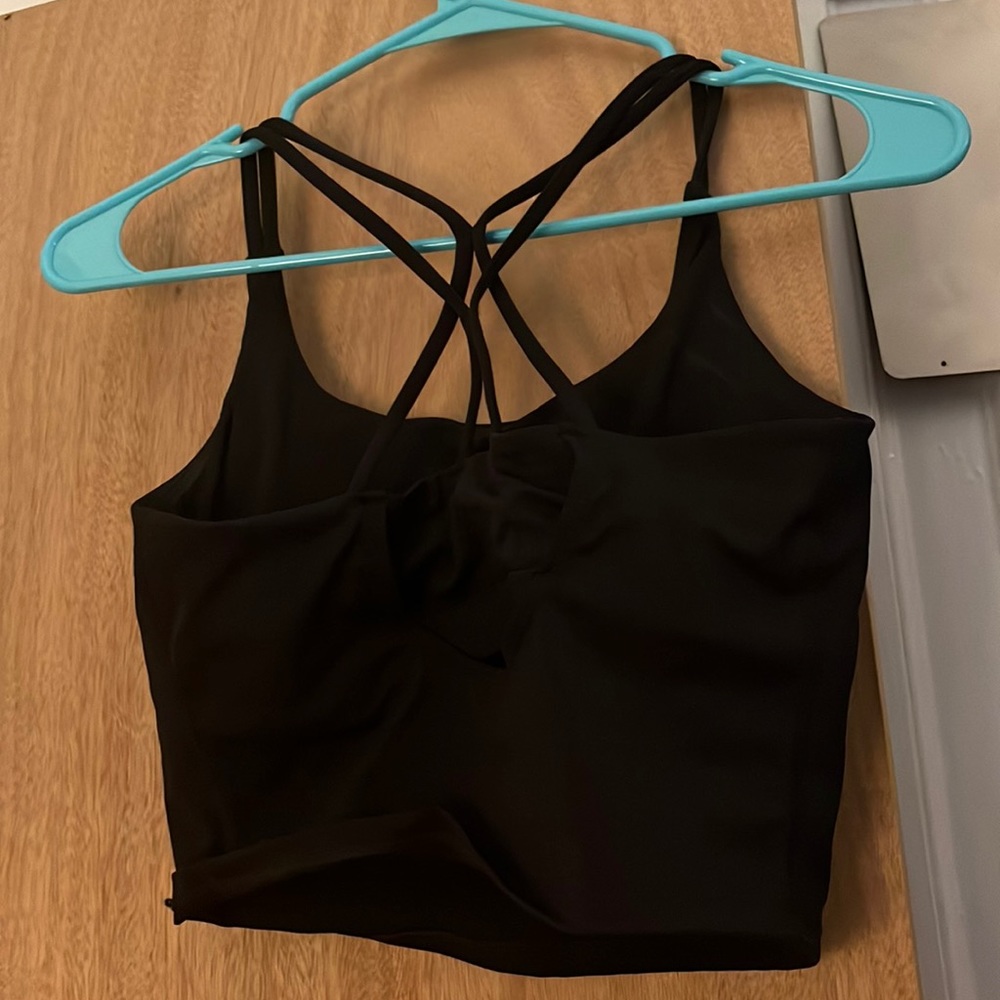 HALARA backless crisscross double strap crop top/sports bra